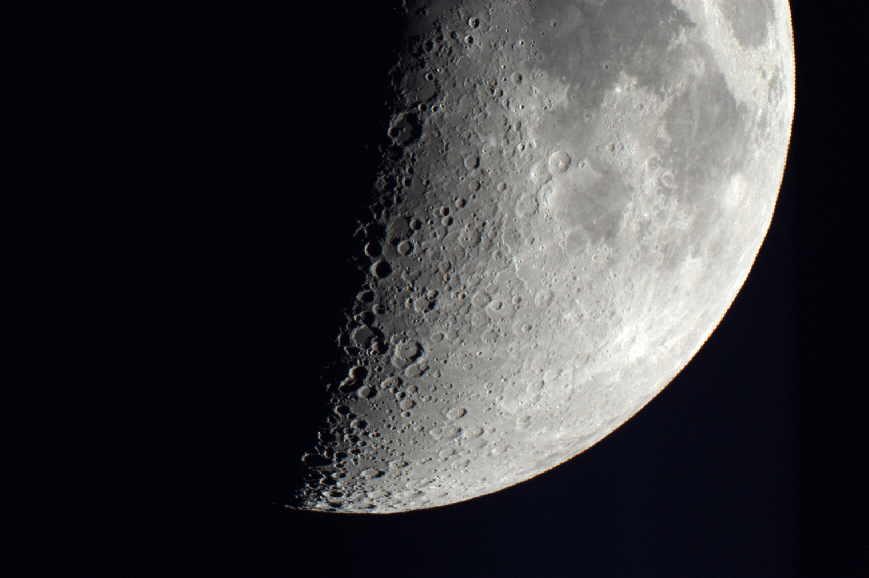 Index of /~steinberg/astro2/solar_system/moon